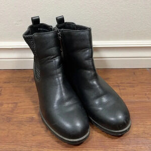 Blondo Black Leather Waterproof  Ankle Boot